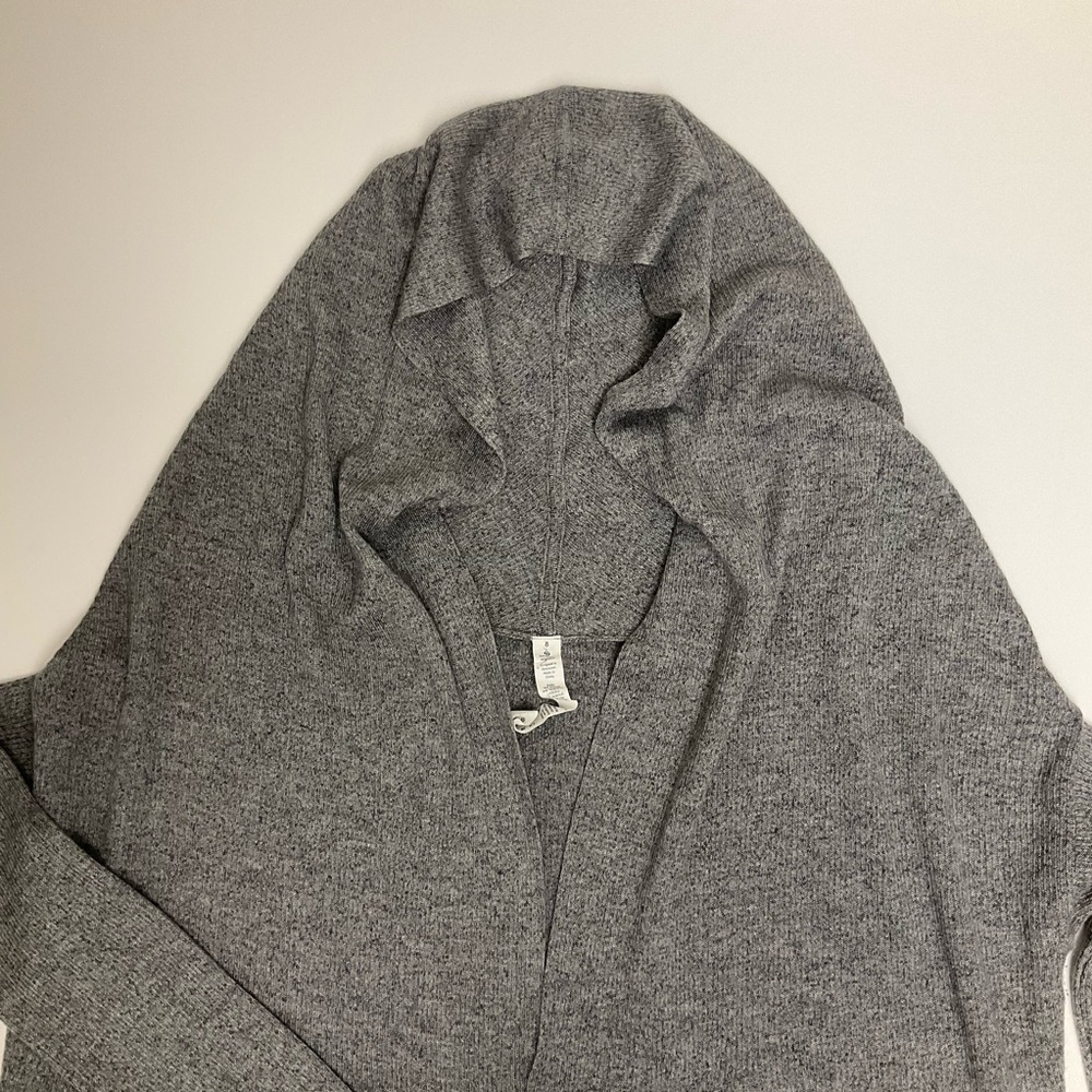 Lululemon Hooded Cabin Yogi Sweater Wrap - Picture 5 of 9